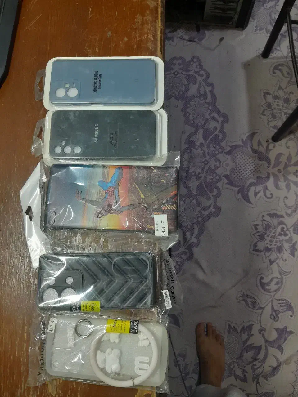 به علت تغییر شغل تمامی لوازم موبایل بفروش میرسد|لوازم جانبی موبایل و تبلت|خاوران, |دیوار