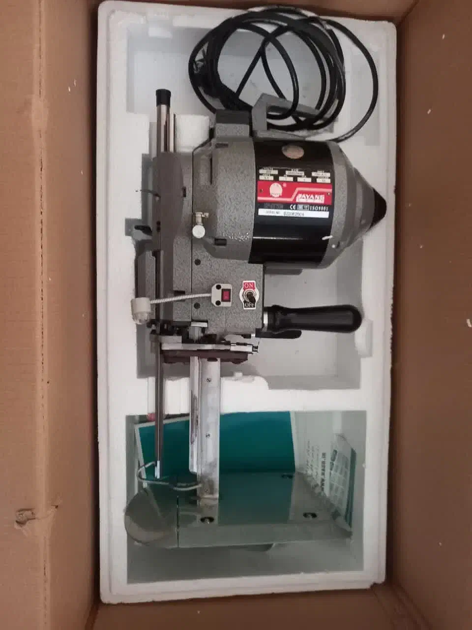 قیچی برش برقی 8|لوازم خیاطی و بافتنی|محمدشهر, یزدیها|دیوار