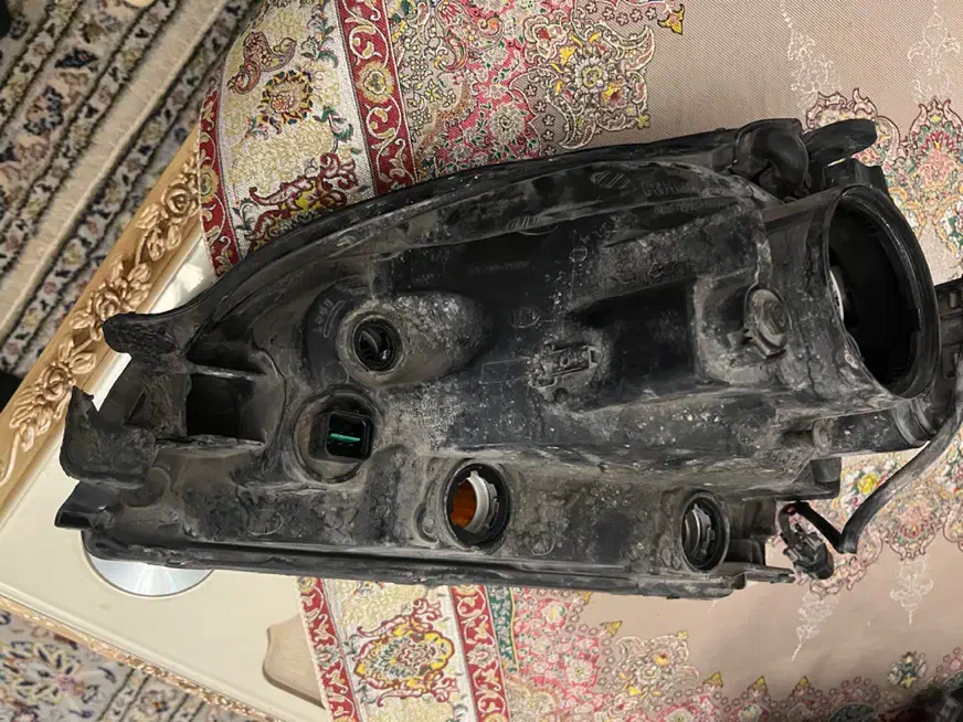 چراغ جلو توسان ۲۰۱۰|قطعات یدکی و لوازم جانبی|تهران, زعفرانیه|دیوار