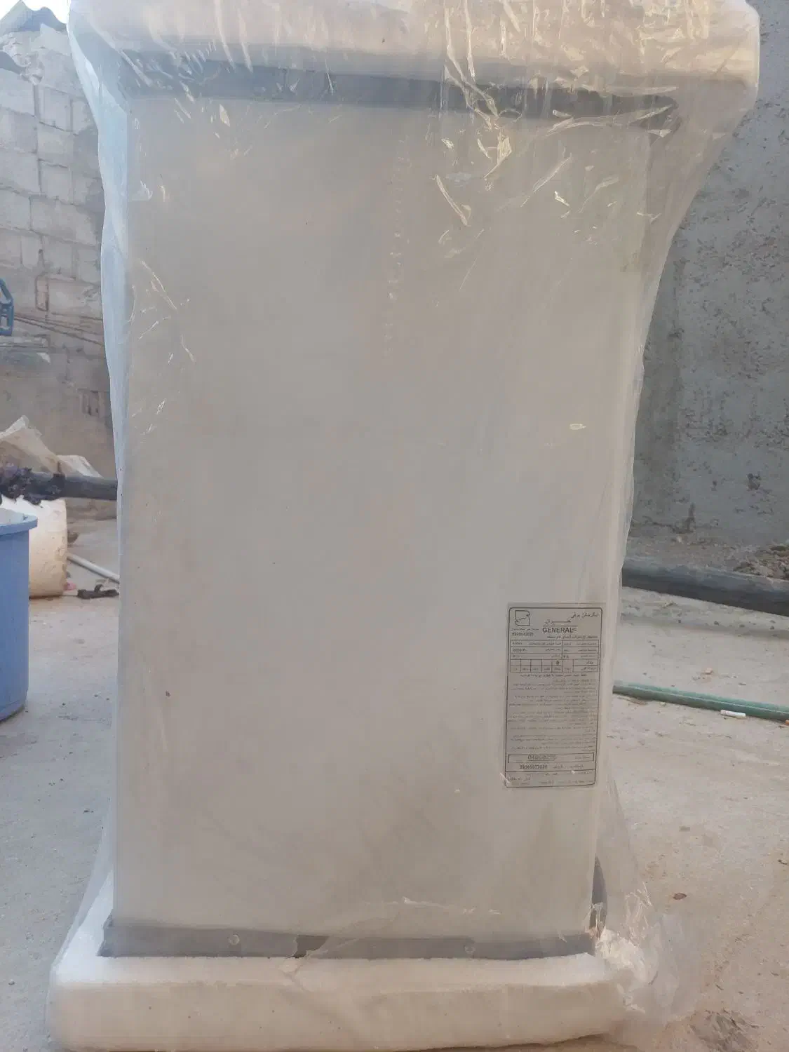 ابگرمکن|آبگرمکن، پکیج، شوفاژ|کاکی, |دیوار