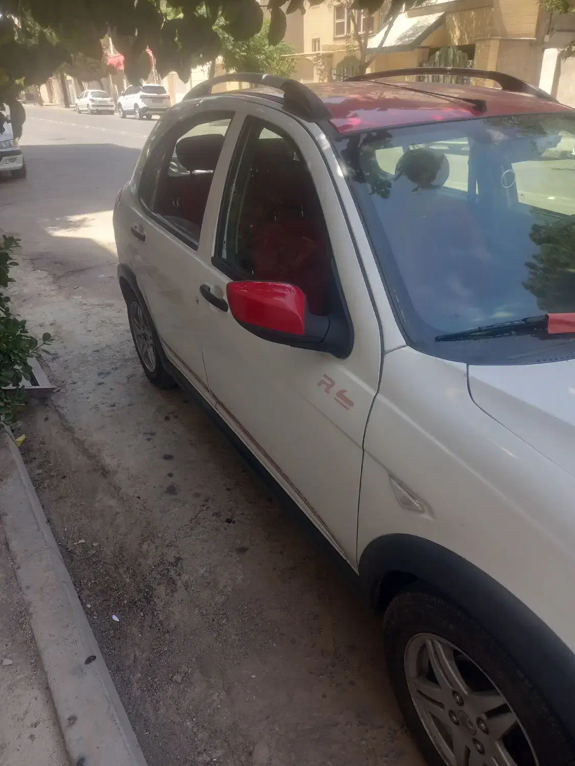 کوییک R سفید قرمز مدل ۱۴۰۰ بیمه ۱۰ ماه|خودرو سواری و وانت|مشهد, آزادشهر|دیوار