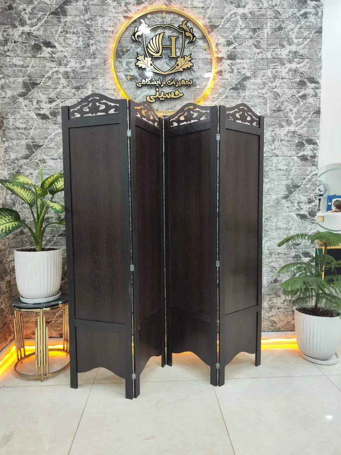 پارتیشن چوبی و صندلی ارایشگاهی|آرایشگاه و سالن‌های زیبایی|تهران, شهرک شریفی|دیوار