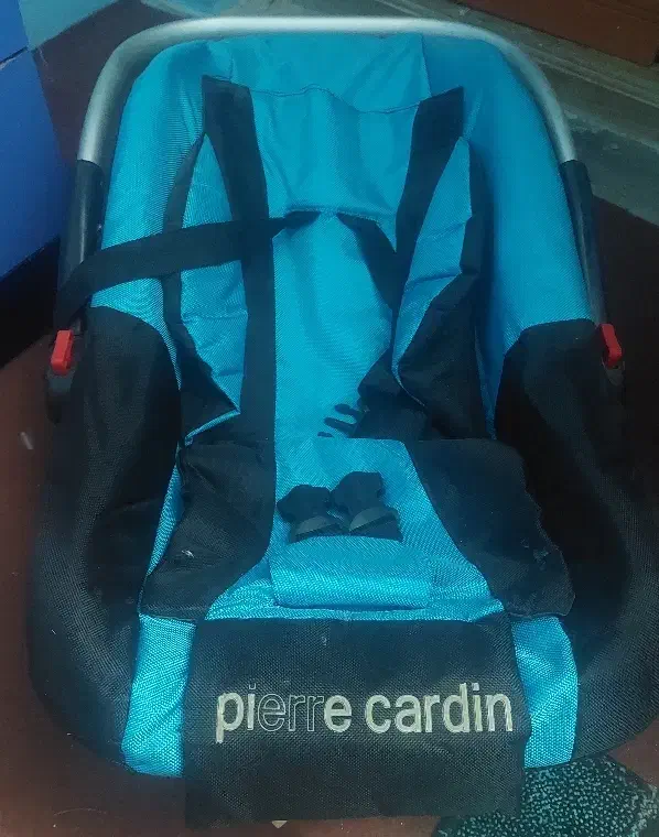 کریر نوزاد|کالسکه و لوازم جانبی|آمل, |دیوار