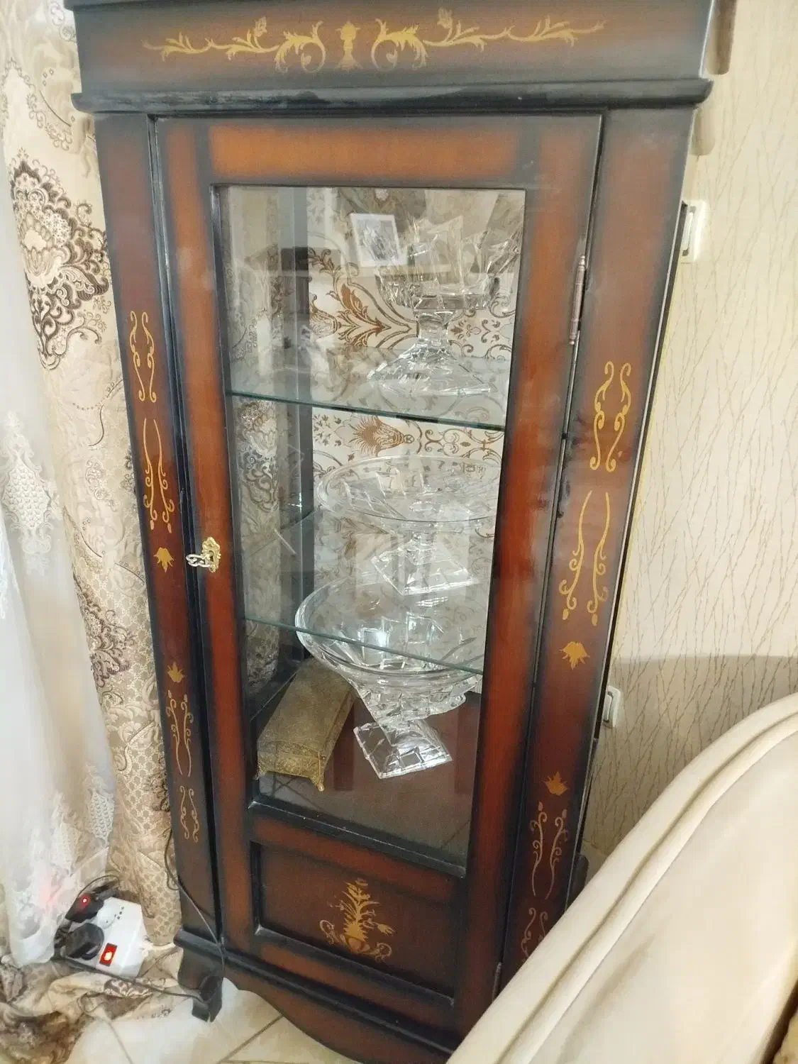 گنجه|بوفه، ویترین، کنسول|مشهد, بهارستان|دیوار