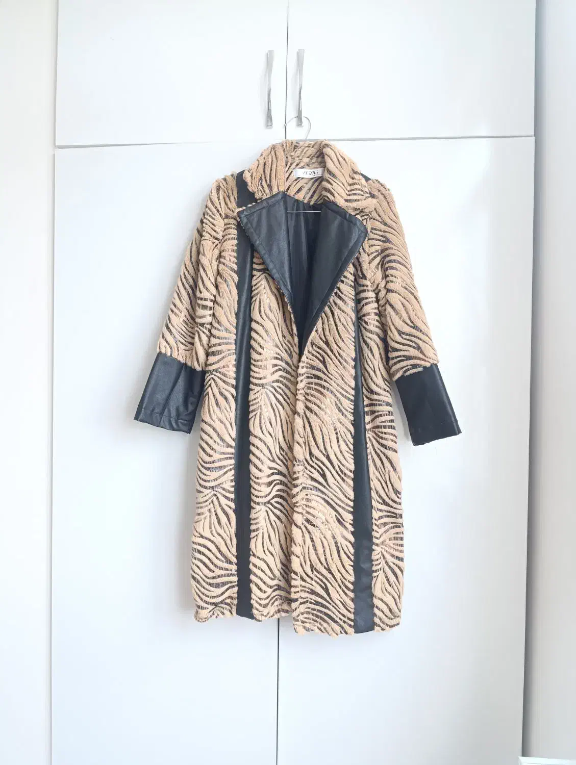 پالتو مزونی چرم و پوست|لباس|تهران, امیریه|دیوار