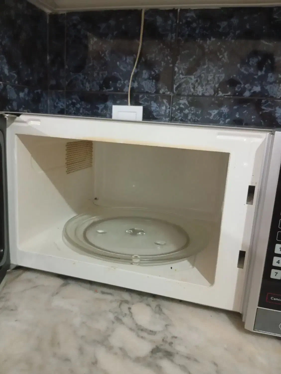 مایکروفر و پلوپز با قیمت مناسب|اجاق گاز و لوازم برقی پخت‌وپز|آمل, |دیوار