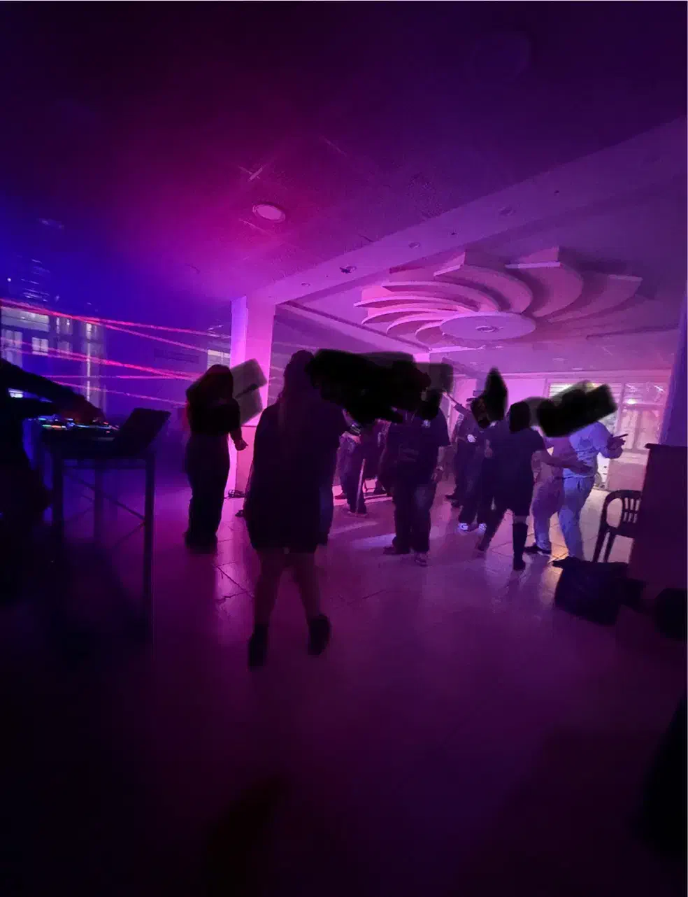 با گروه کامل D.J|خدمات پذیرایی، مراسم|شیراز, انجیر|دیوار