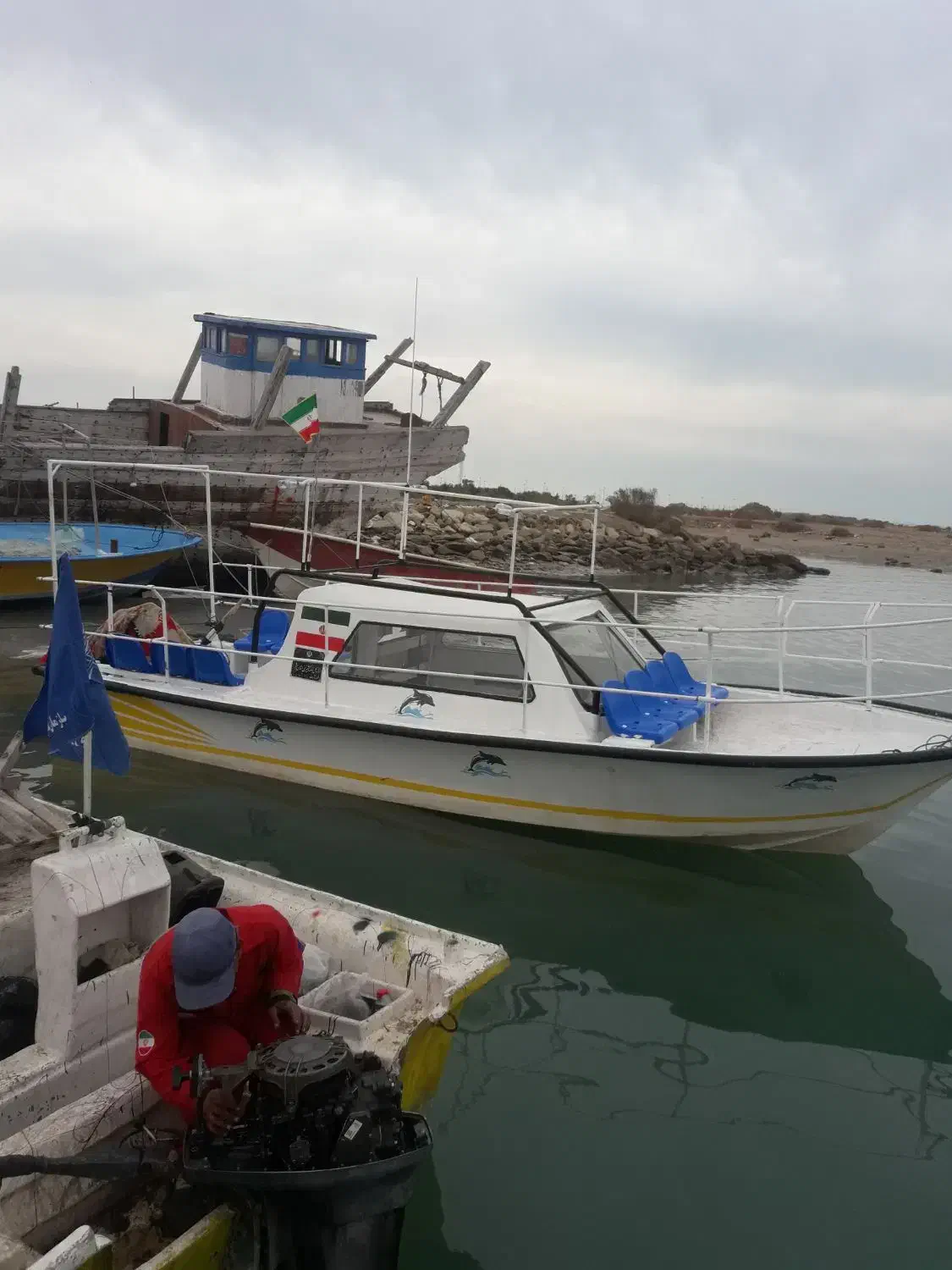 قایق فایبر گلاس ۲۵فوت|قایق و سایر وسایل نقلیه|بوشهر, |دیوار