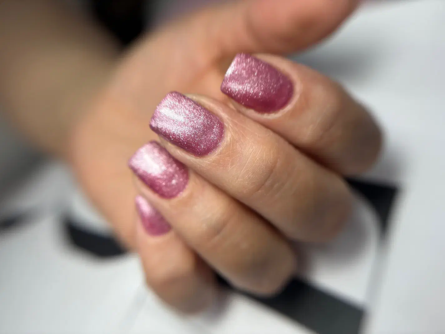 مدل کاشت و ترمیم ناخن|خدمات آرایشگری و زیبایی|رشت, معلم|دیوار