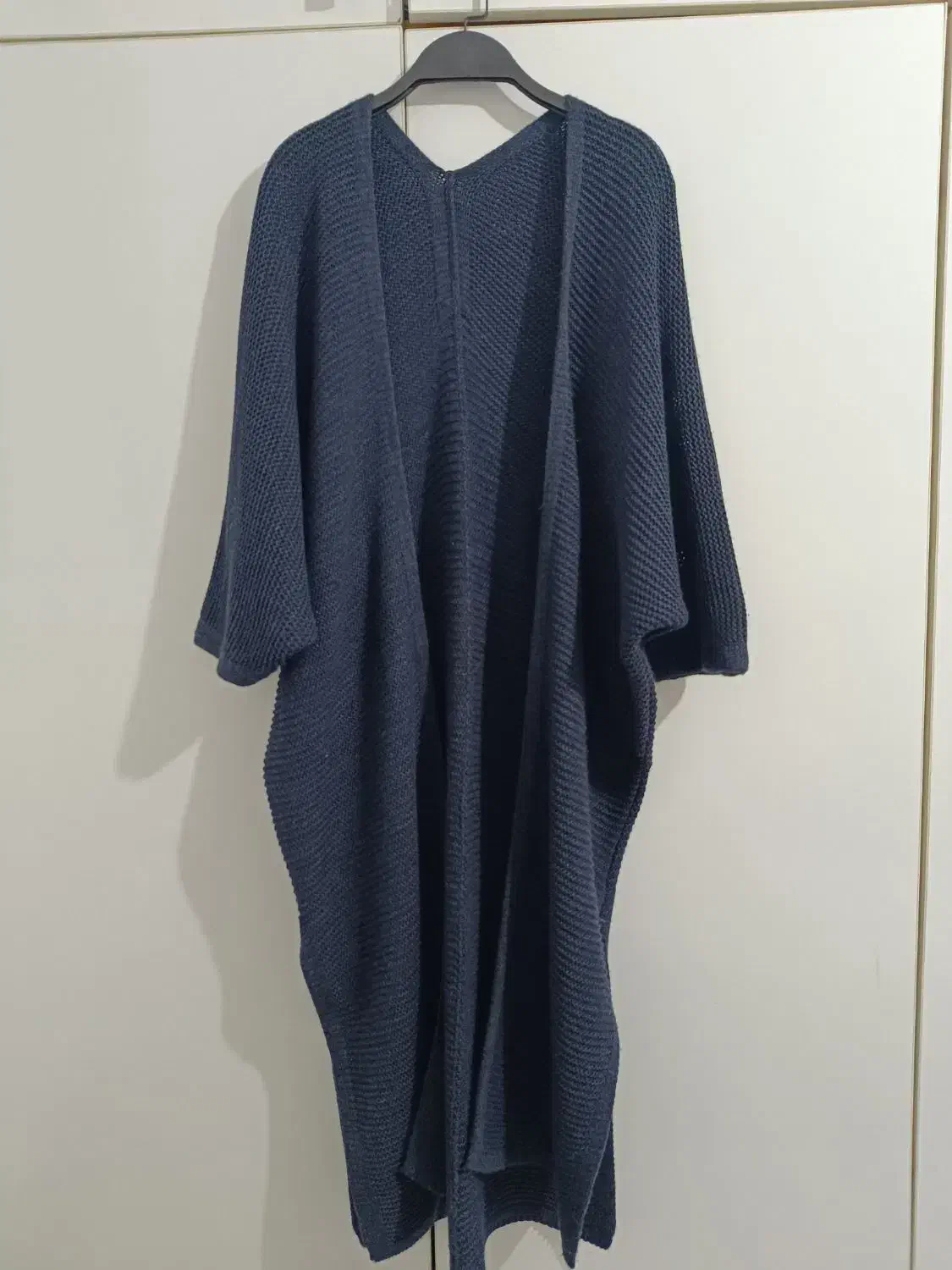 بافت سرمه ای|لباس|رشت, دروازه لاکان|دیوار