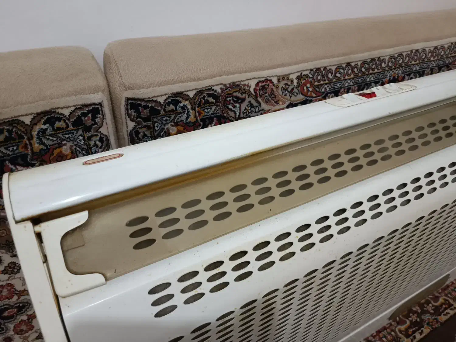 هود کن|هود|ملایر, |دیوار