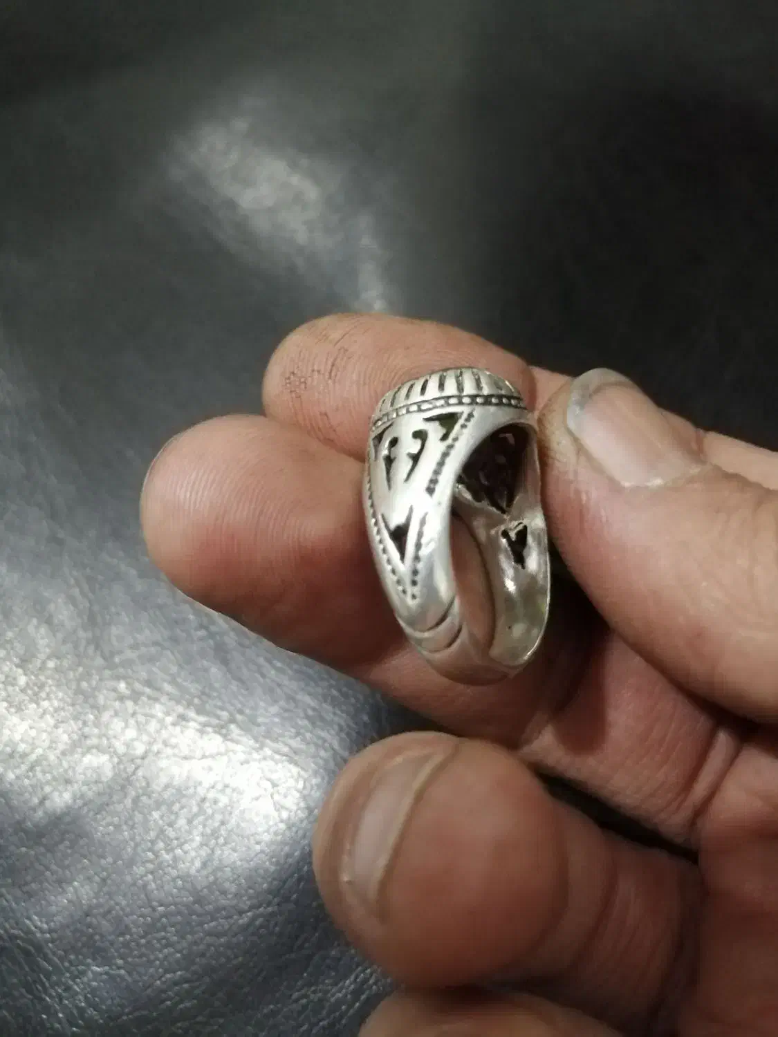 زبرجد معدنی طبیعی|جواهرات|سبزوار, پامنار|دیوار