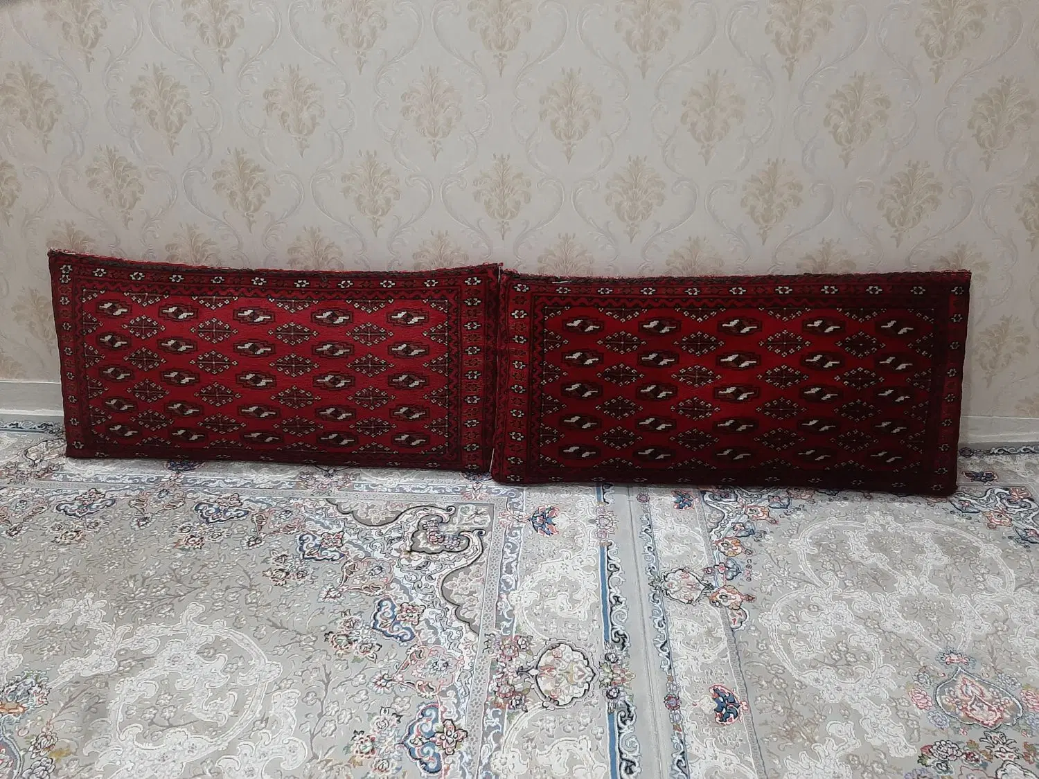 یک جفت پشتی دستباف|پشتی|تهران, بهداشت|دیوار