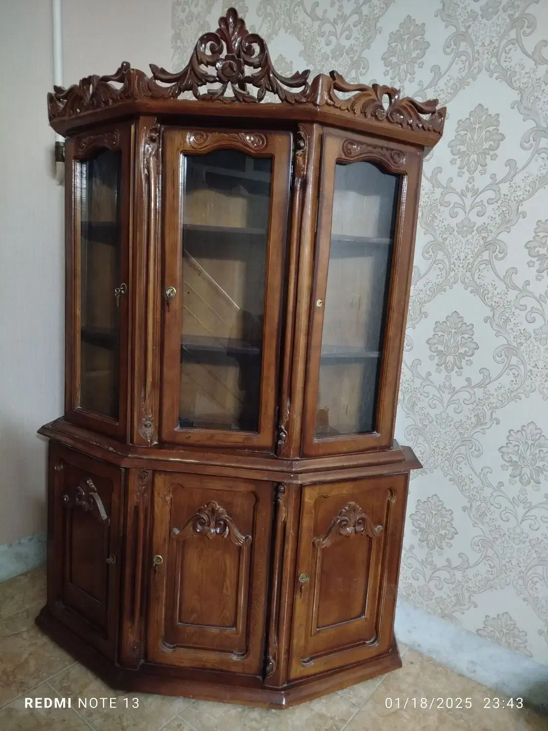 کمد و بوفه|بوفه، ویترین، کنسول|یزد, |دیوار