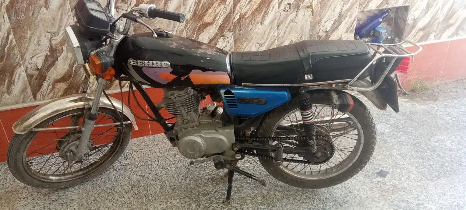 موتور مدل 83پلاک ملی|موتورسیکلت|قم, نیروگاه|دیوار