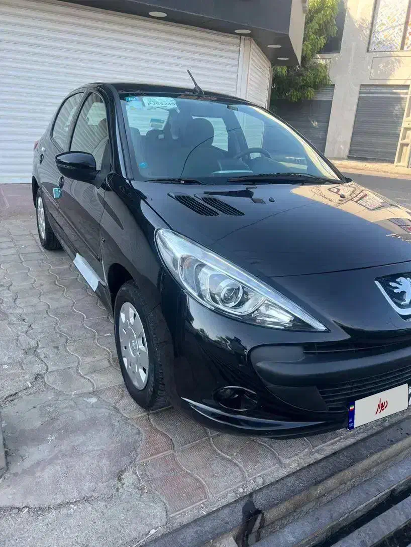 ۲۰۷مدل ۴۰۲خشک عالی|خودرو سواری و وانت|بوشهر, |دیوار