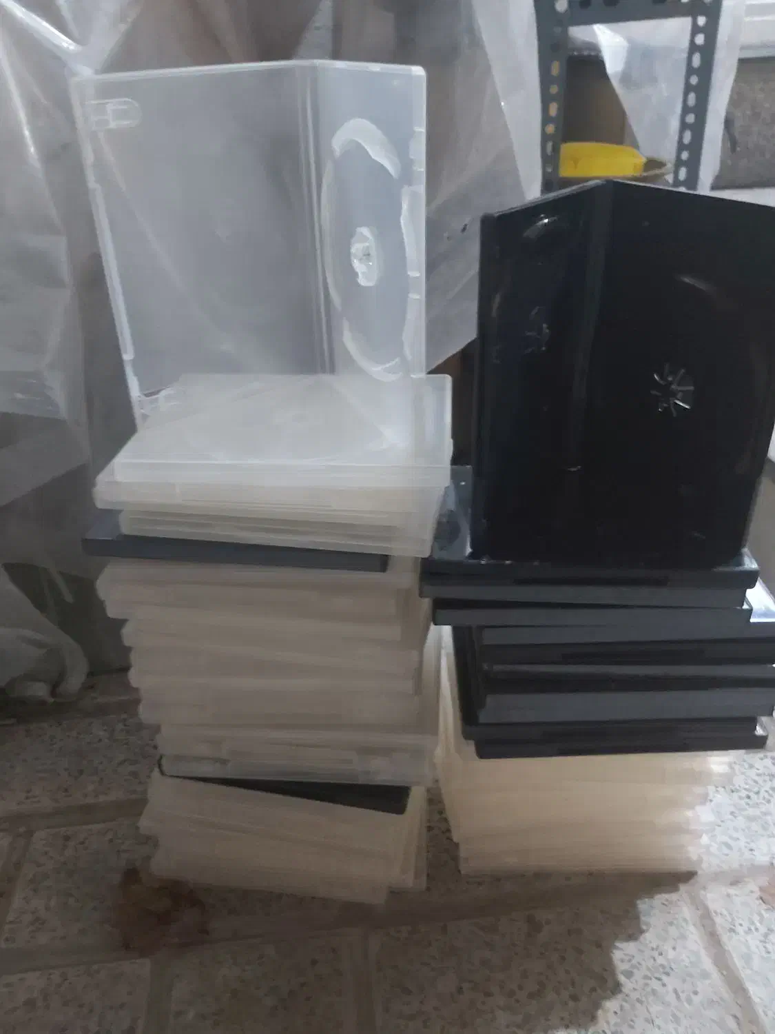 پنجاه عدد قاب سی دی ن|قطعات و لوازم جانبی رایانه|بروجرد, |دیوار