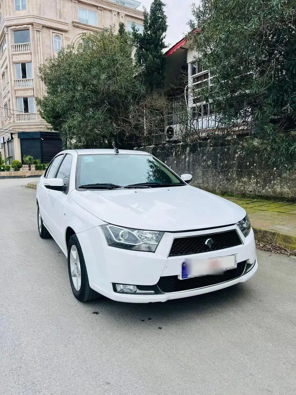 دنا ۹۷|خودرو سواری و وانت|رشت, چله خانه|دیوار