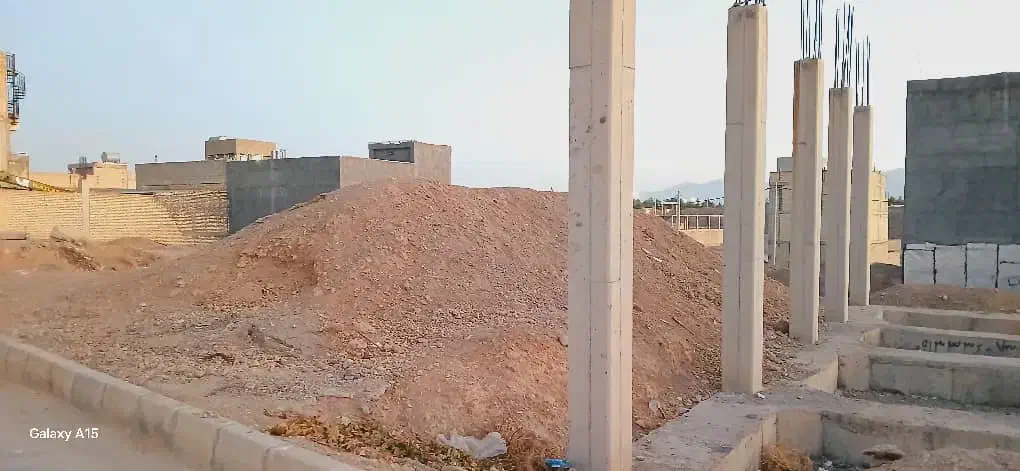 پلاک زمین  ۲۸۰ متری سه راه گاز زاینده رود لنجان|فروش زمین و ملک کلنگی|فولادشهر, مدیسه|دیوار