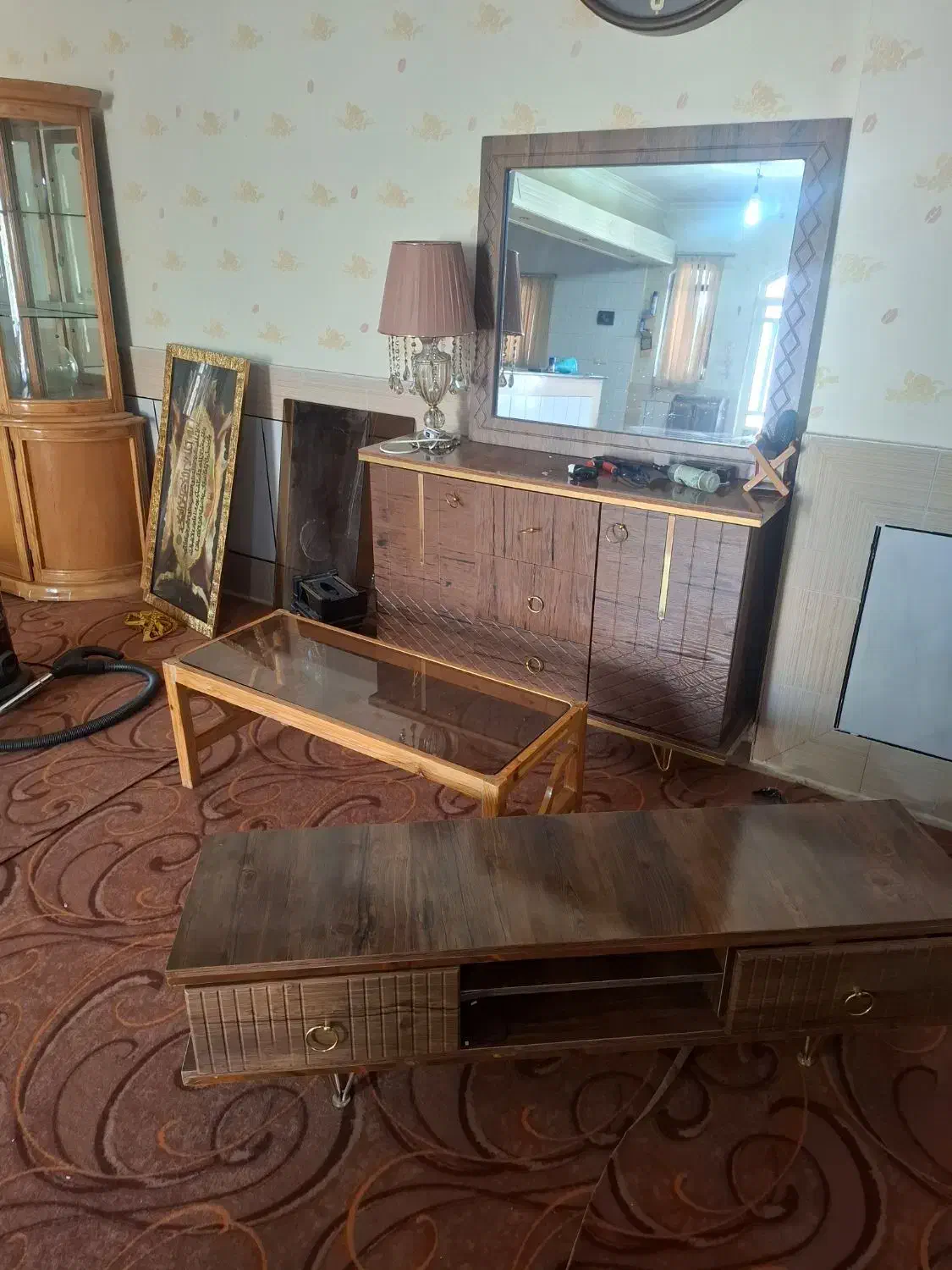 آینه کنسول و میز تی وی|بوفه، ویترین، کنسول|بروجرد, |دیوار