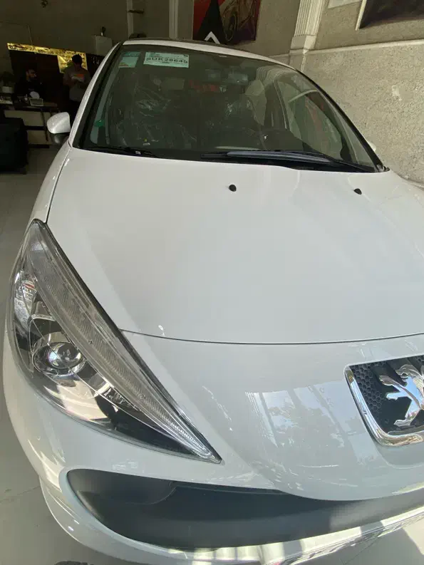 ۲۰۷ خشک|خودرو سواری و وانت|اراک, |دیوار