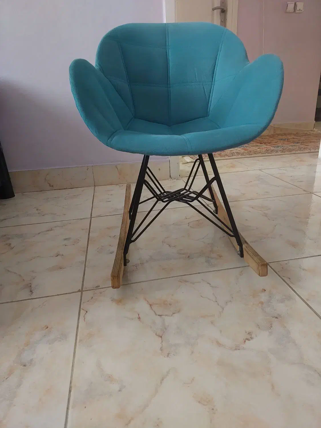 صندلی راک کودک|تخت و صندلی بچه|پرند, فاز ۳|دیوار