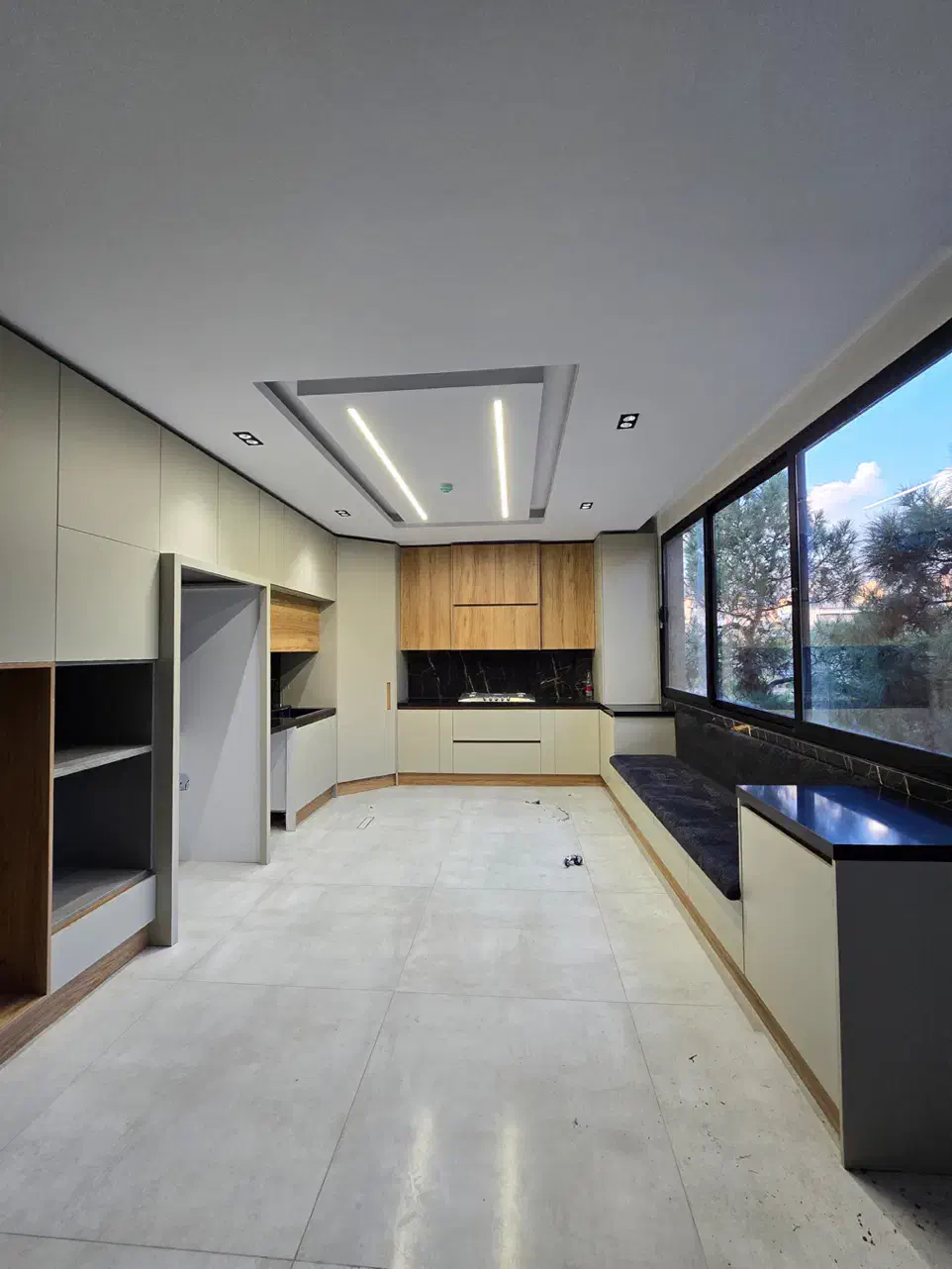 ۱۵۰متر/۳خواب/ کلیدنخورده/تک واحدی/جمالزاده شمالی