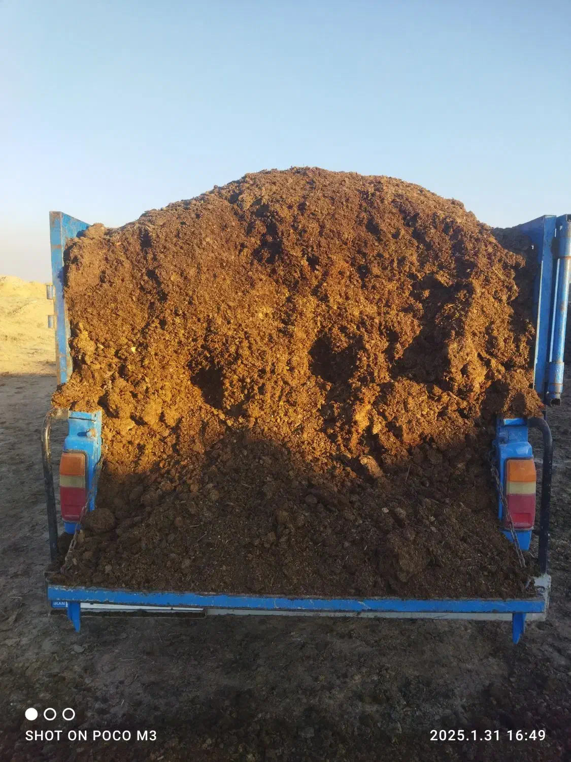 پخش انواع کود حیوانی پوسیده و خاک باغچه|خدمات باغبانی و درختکاری|محمدشهر, محمدشهر|دیوار