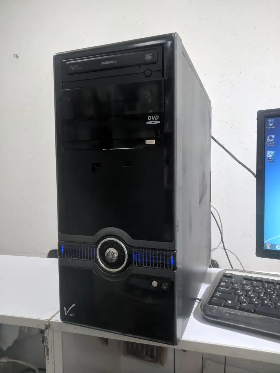 کامپیوتر رو میزی|رایانه رومیزی|بندر انزلی, چهارفریضه|دیوار