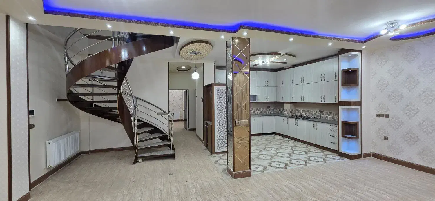 منزل دوبلکس شمالی جنوبی شمال شهر|فروش خانه و ویلا|نجف‌آباد, هفده شهریور|دیوار