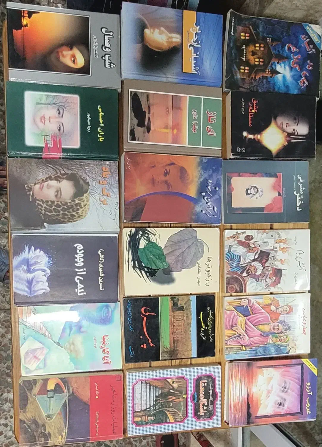 ۱۴۰ جلد کتاب رمان ، شعر ، ترکی ، تاریخی و آشپزی|کتاب و مجله تاریخی|تبریز, |دیوار