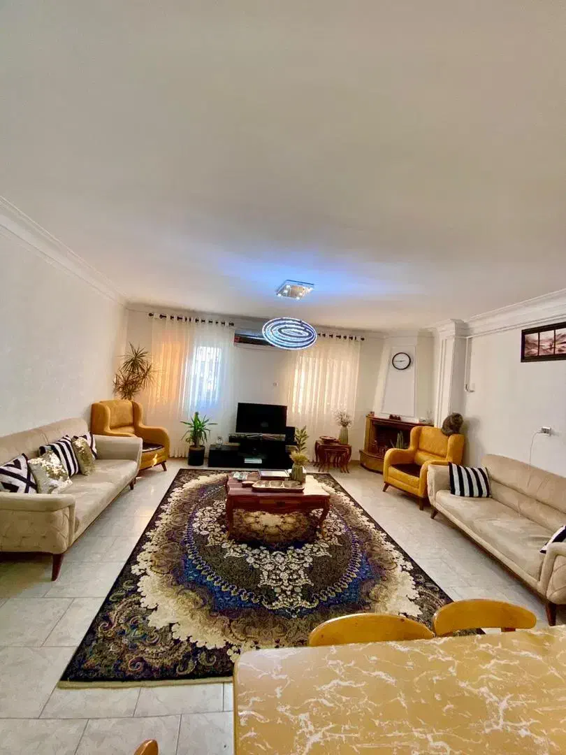 اجاره آپارتمان نزدیک شهرداری رشت|اجارهٔ آپارتمان|رشت, استادسرا|دیوار