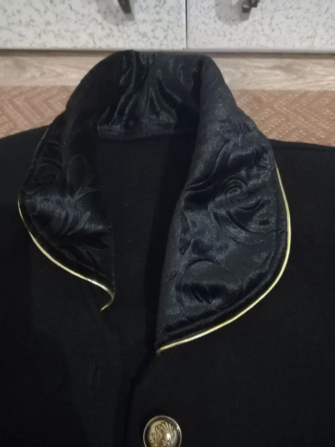 پالتو|لباس|خرم‌آباد, |دیوار