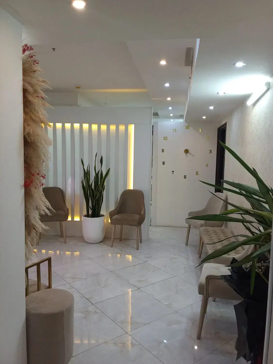 جشنواره پاییزه لیزر و هایفو و بوتاکس|خدمات آرایشگری و زیبایی|اصفهان, خانه اصفهان|دیوار