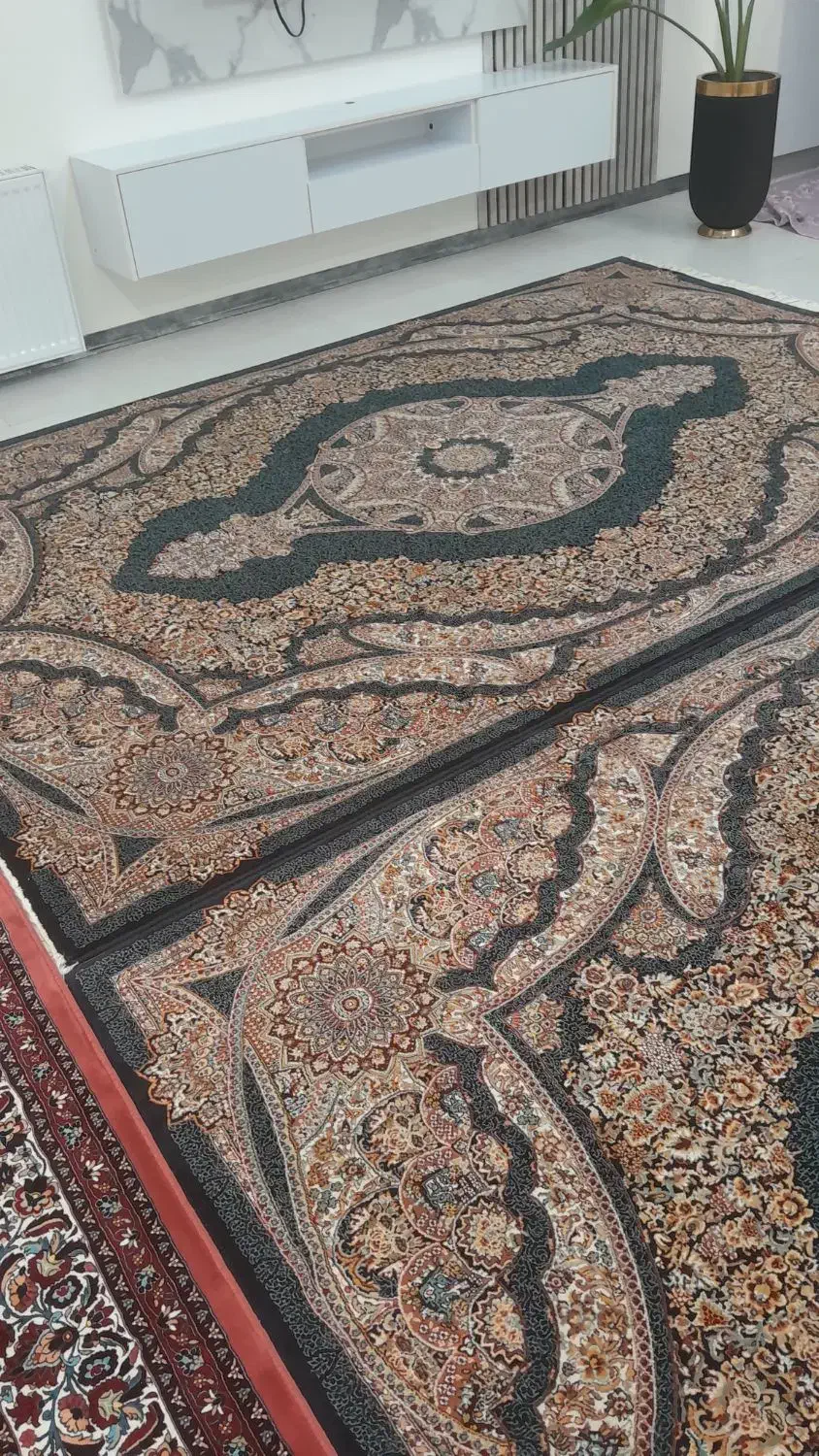 دو عدد فرش ۶ متری هر دو ۸ ملیون|فرش|زنجان, |دیوار