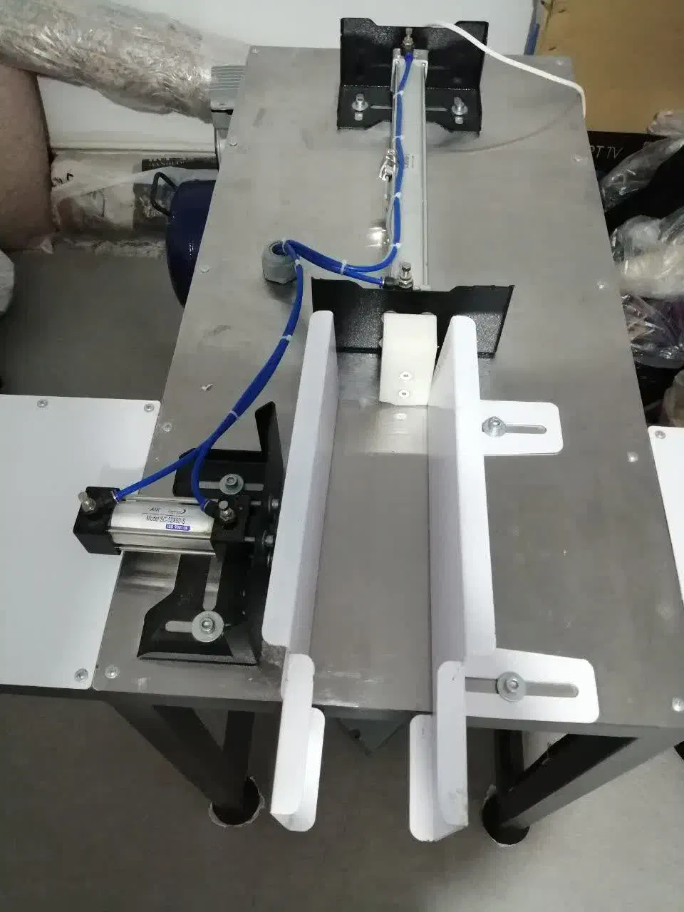 دستگاه پرکن وپرس دستمال و کمپرسور سایلنت 50 لیتری|ماشین‌آلات صنعتی|قم, عمار یاسر|دیوار