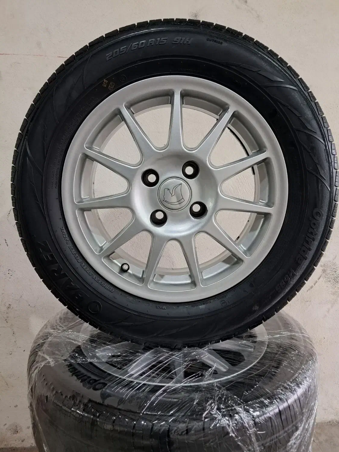 رینگ ۱۱ پر اصلی با لاستیک بارز نانو ۹۰ درصد|قطعات یدکی و لوازم جانبی|قائمشهر, |دیوار