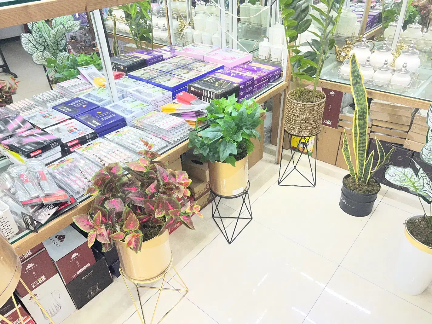 درختچه مصنوعی|گل مصنوعی|خرمآباد, |دیوار