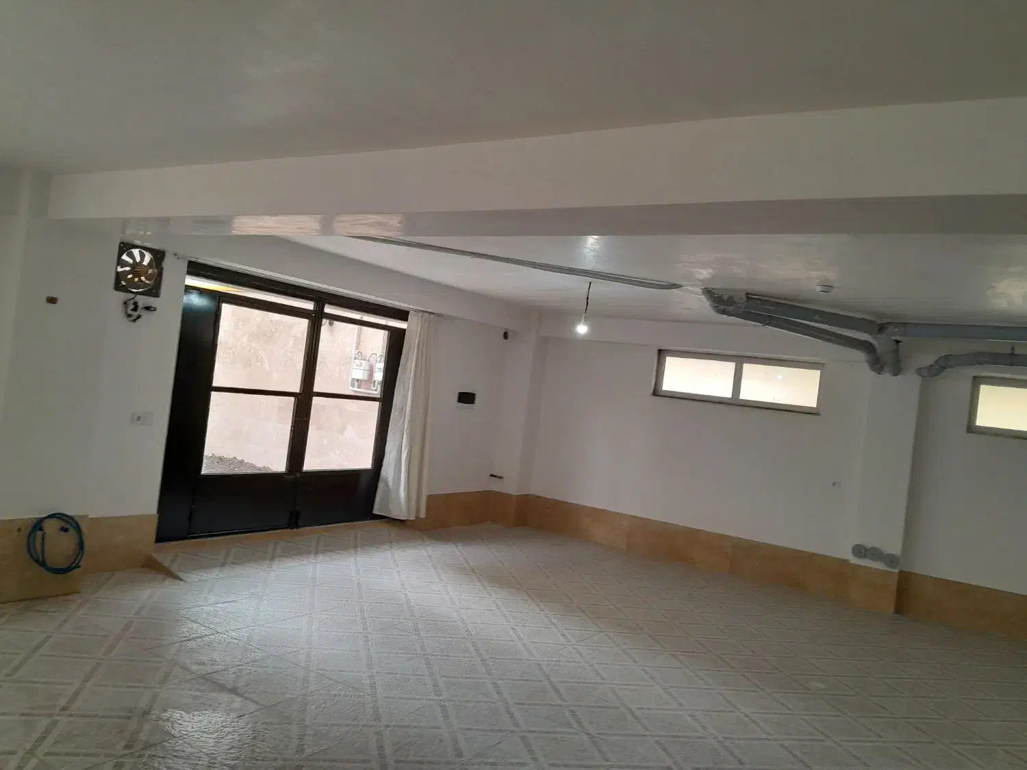 اجاره پارکینگ متراژ ۱۰۰متر|اجارهٔ دفتر صنعتی، کشاورزی، تجاری|سهند, |دیوار