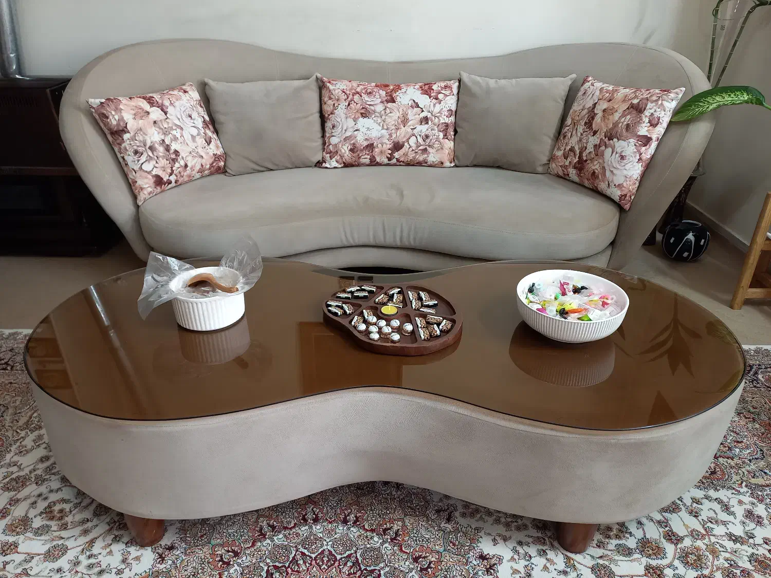 مبلمان همراه ناهارخوری|مبلمان خانگی و میز عسلی|شاهین‌شهر, امیرکبیر|دیوار