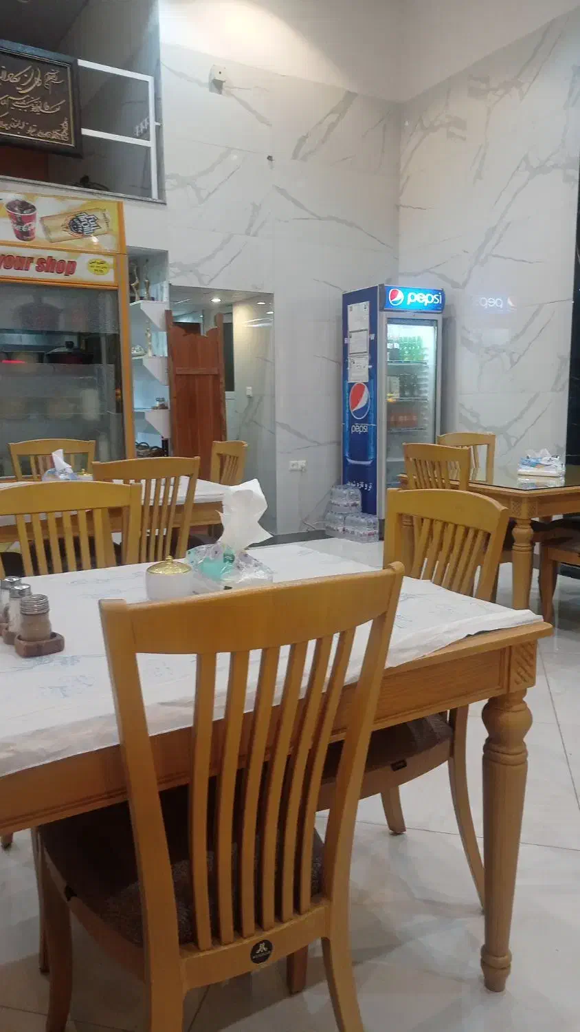 میز صندلی درحدنو|میز و صندلی غذاخوری|لاهیجان, شهید آوینی|دیوار