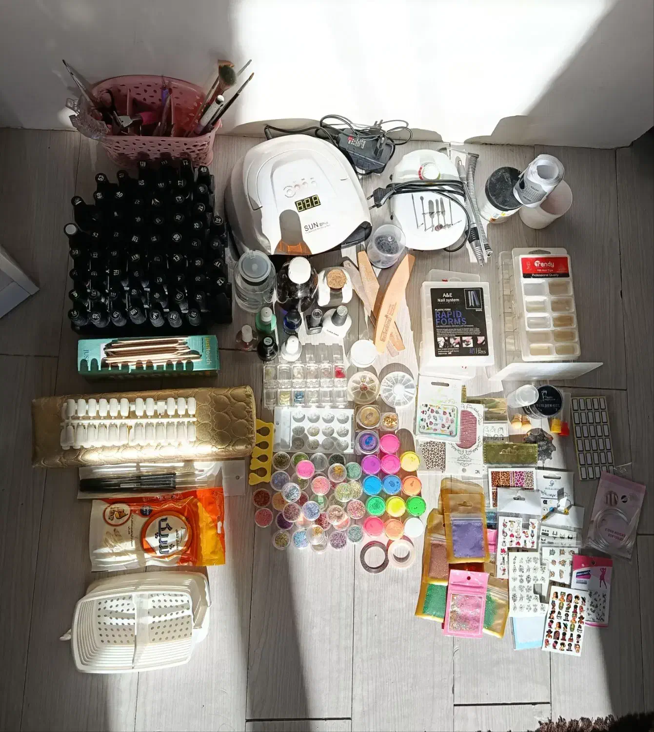 لوازم کاشت ناخن|آرایشی، بهداشتی، درمانی|همدان, |دیوار