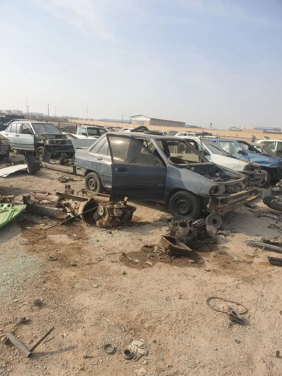 دمونتاژ و پاک سازی  خودروی فرسوده|استخدام صنعتی، فنی، مهندسی|جوادآباد, |دیوار