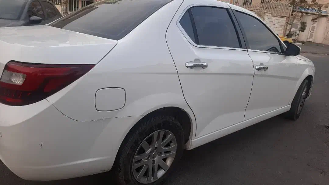 دنا پلاس تیپ ۱مدل ۹۸|خودرو سواری و وانت|کرج, حیدرآباد|دیوار