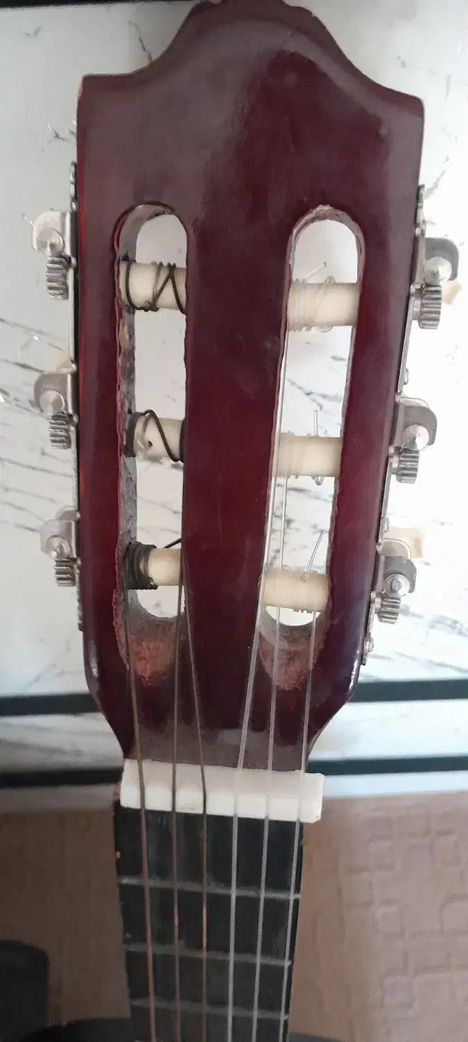 گیتار|گیتار، بیس، امپلیفایر|شوشتر, |دیوار