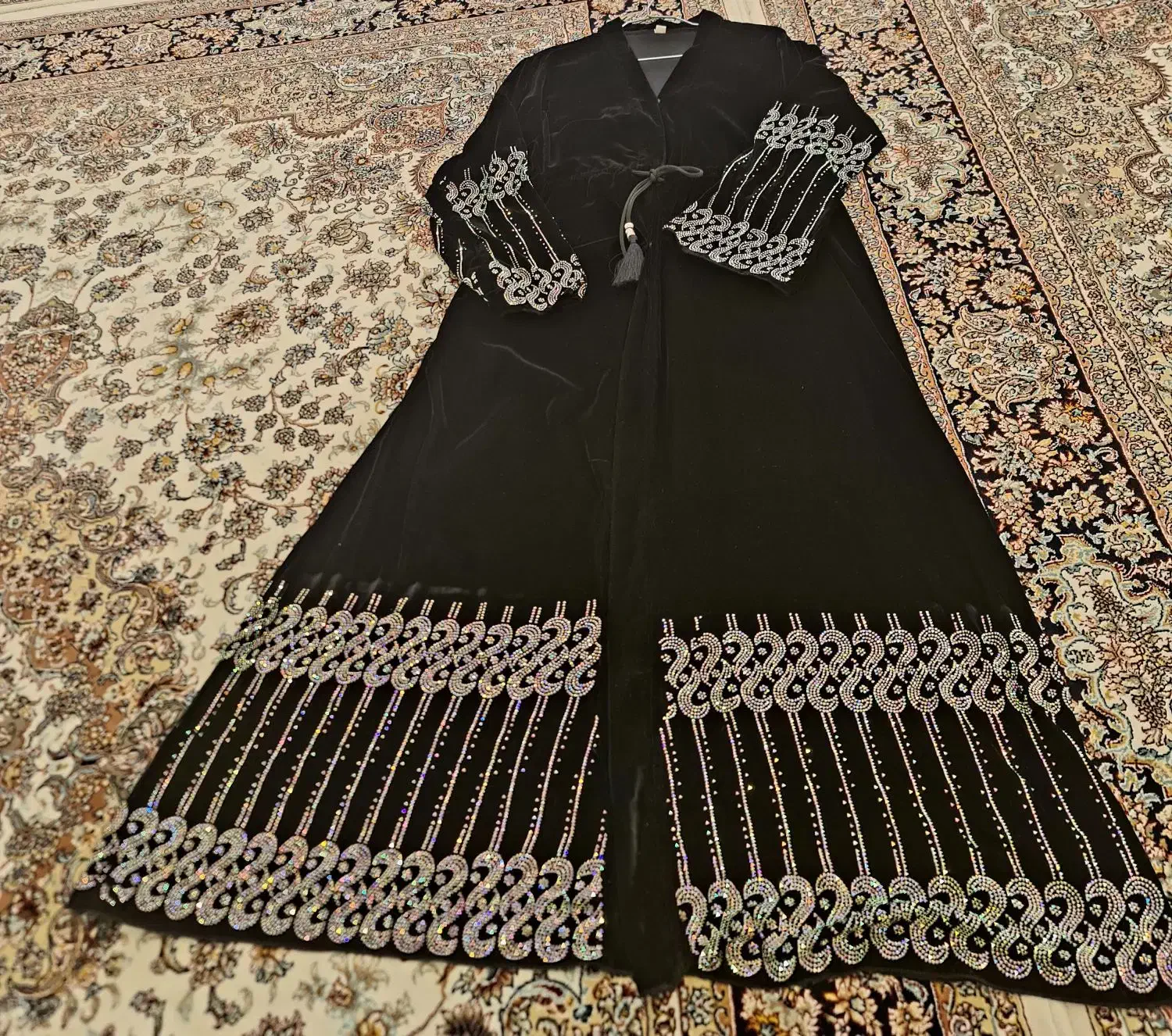 عبا مخمل اصل با نگین های هفت رنگ اصل|لباس|مریوان, |دیوار