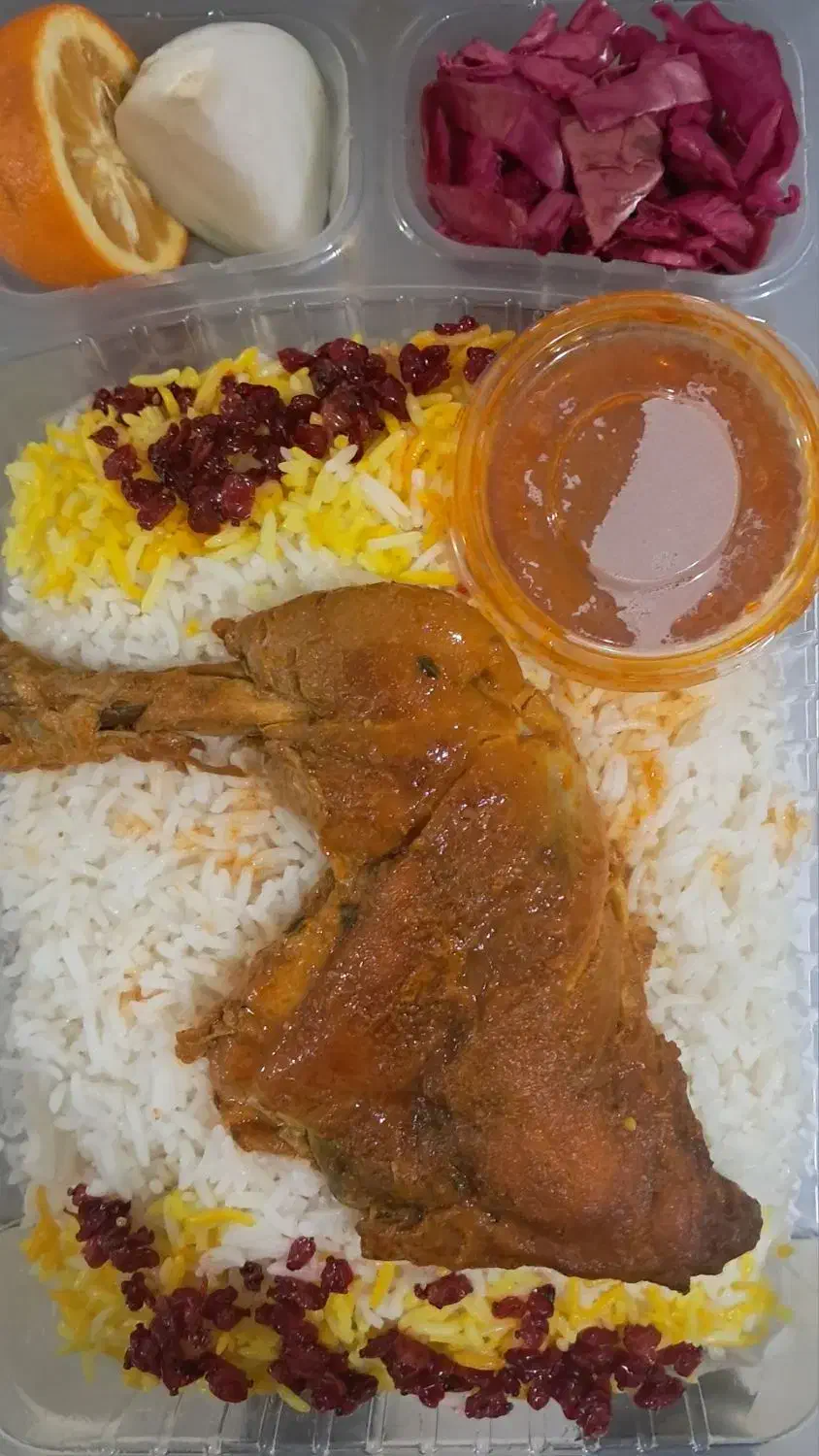 بیرون بر شاپورجانی|خوردنی و آشامیدنی|شیراز, شاپورجان|دیوار