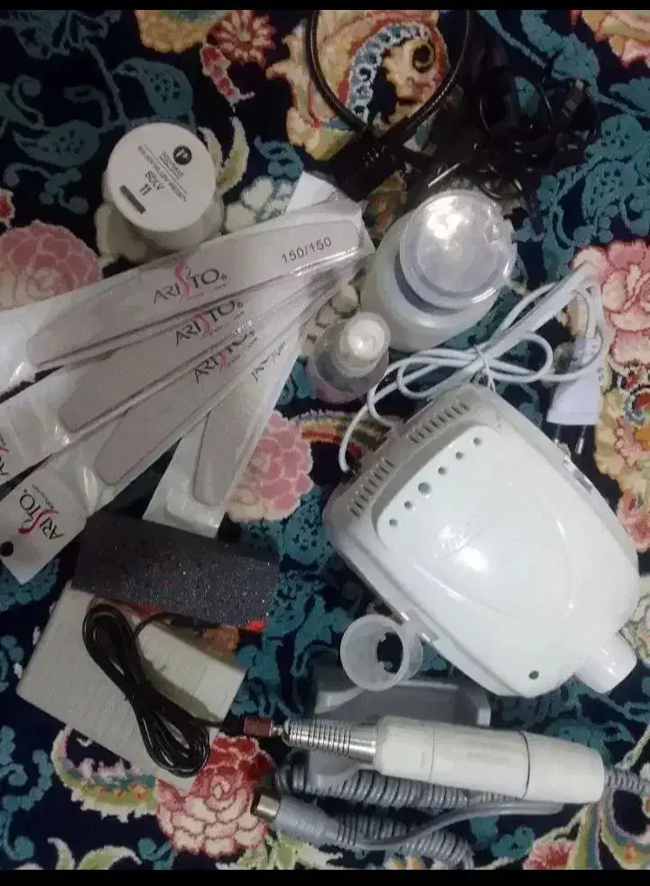 وسایل کاشت ناخن|آرایشی، بهداشتی، درمانی|ساوه, |دیوار