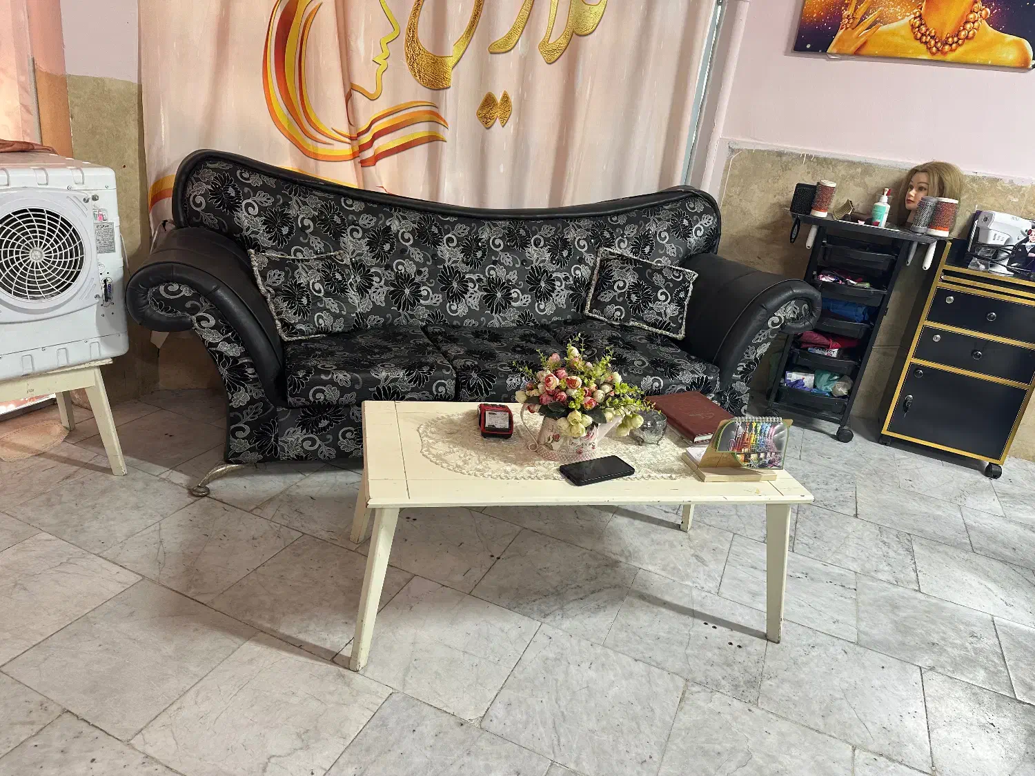 میز تحریر و صندلی تخت بیمارستانی کاناپه تک|مبلمان خانگی و میز عسلی|مشهد, فرهنگیان (شهرک غرب)|دیوار