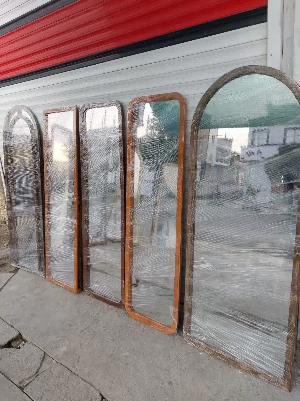 آینه تاشو کد ۰۲۴۸|آرایشگاه و سالن‌های زیبایی|بروجرد, |دیوار